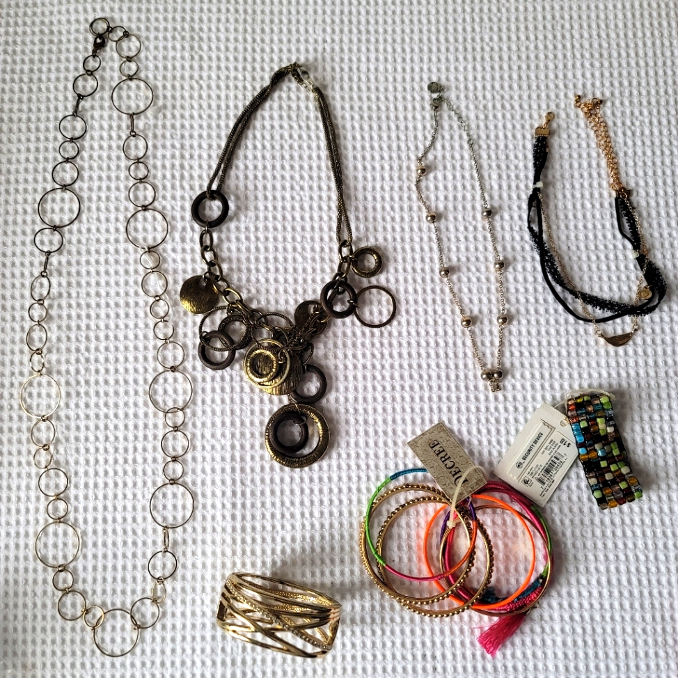 Lot Of Jewelry